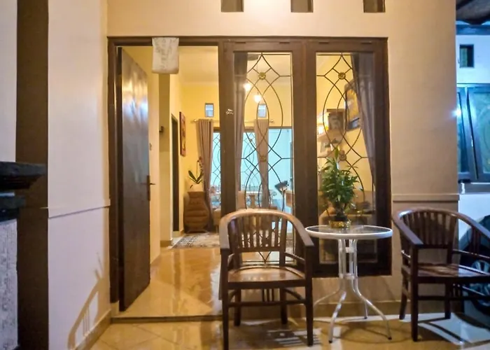 Kadek Jingga House - 3 Bedroom Nusa Dua (Bali)