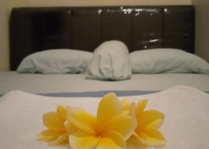 Kadek Jingga House - 3 Bedroom Vakantiehuis Nusa Dua (Bali)
